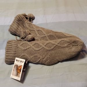 Mukluks Cableknit Sherpa Lined Cabin Socks